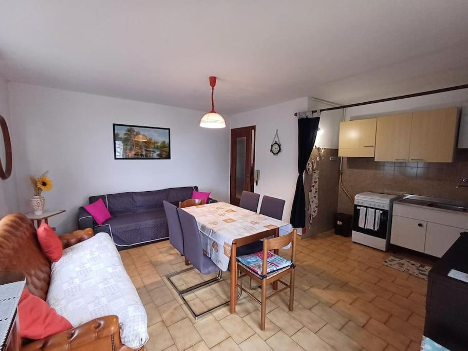Casa Vacanza Leonardo Apartman Chambave Kültér fotó